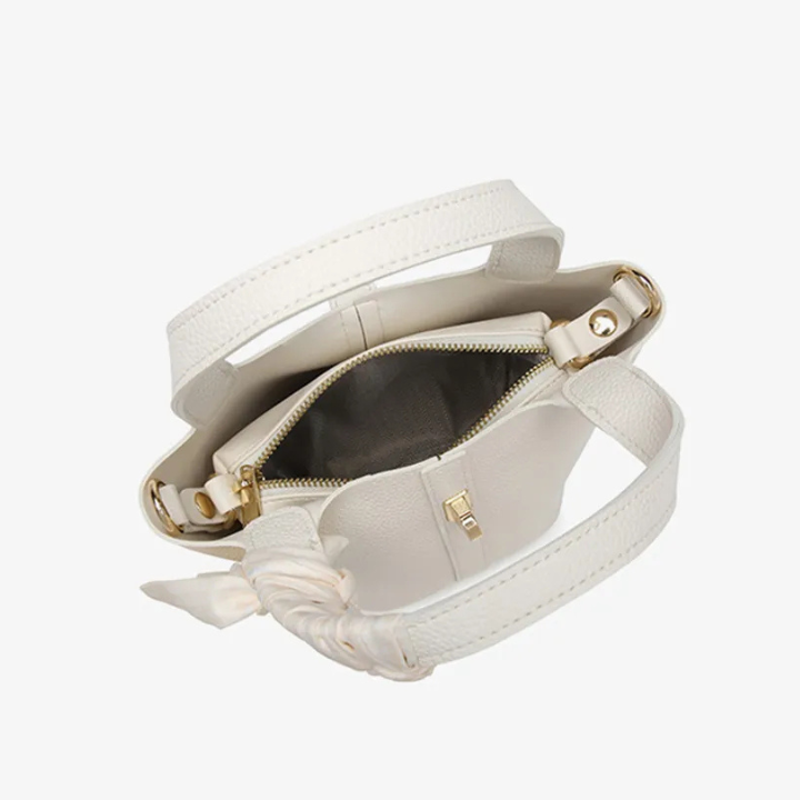 Lady Luxury